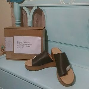 Journee Collection Arabel Sandals